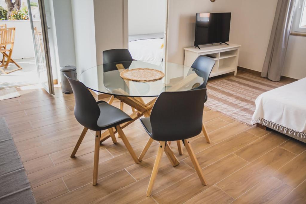 Lovely & Bright Renovated Apt. W/ Balcony In Lagos Dış mekan fotoğraf